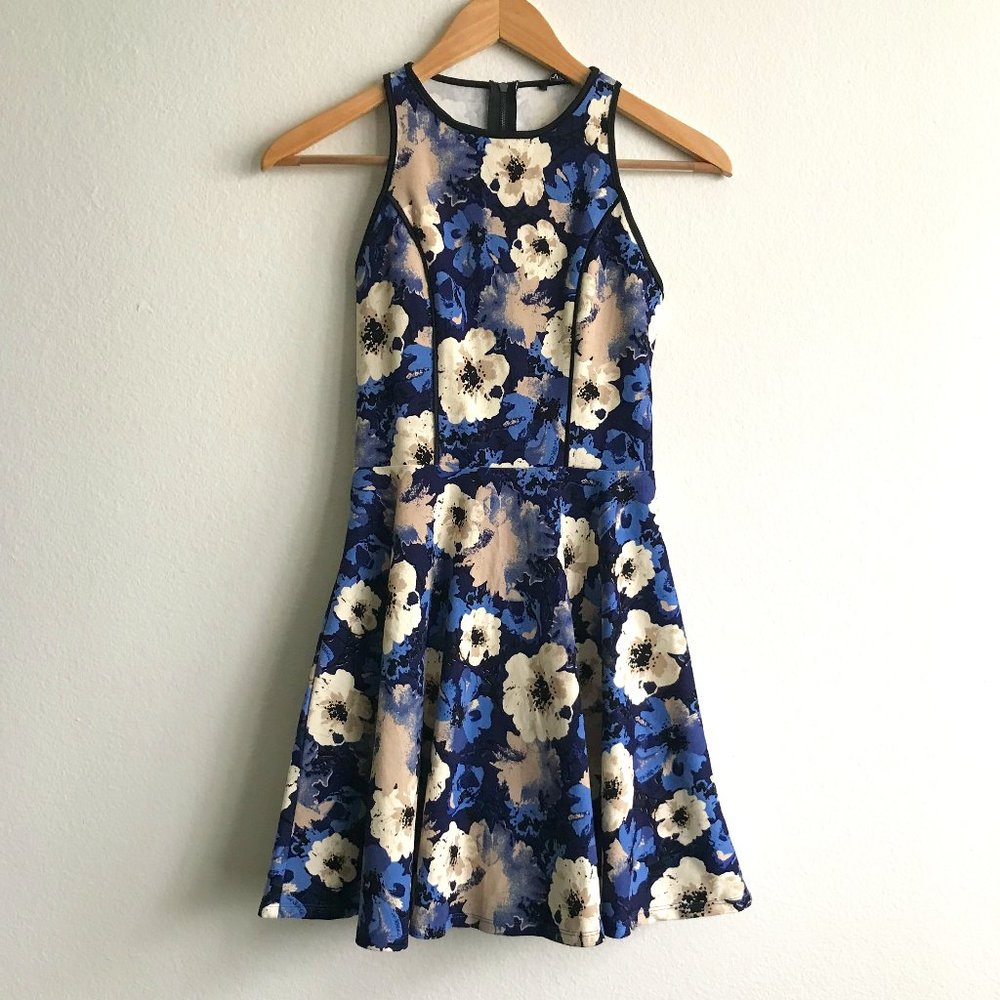 Modiste Fit and Flare Skater Dress Blue Floral Size XS Extra Small (As-is)